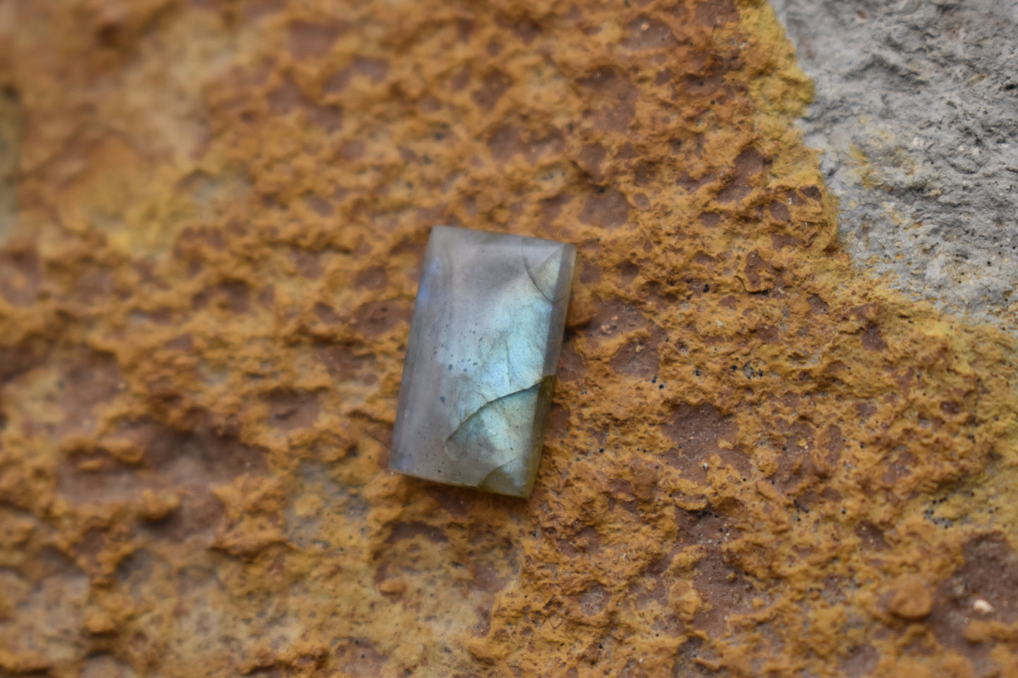 Labradorite Rectangular - 15.1x8.9x3.7