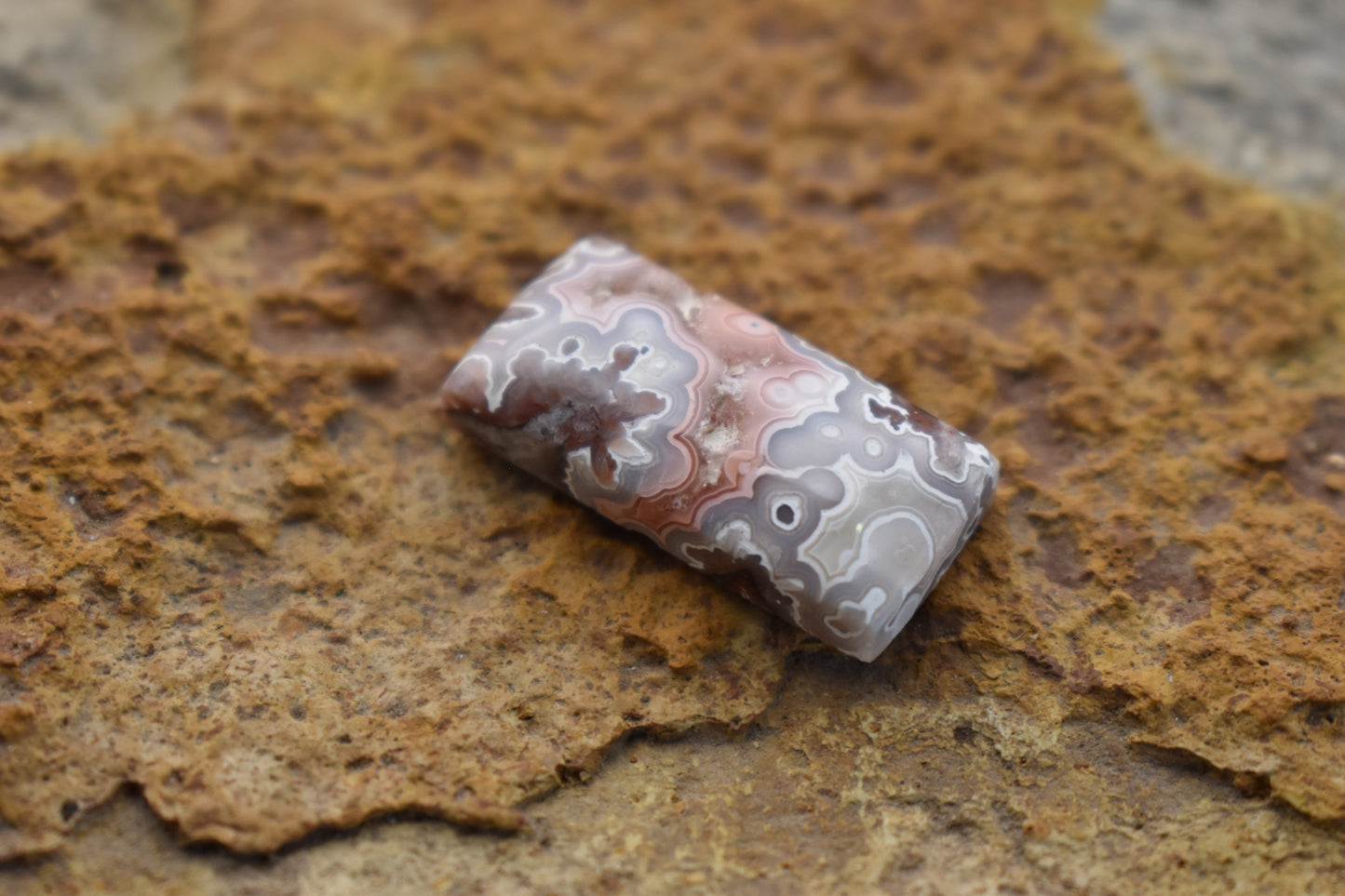 Laguna Lace Agate With natural druzy - Rectangle 25.5x12.7x5.9 mm