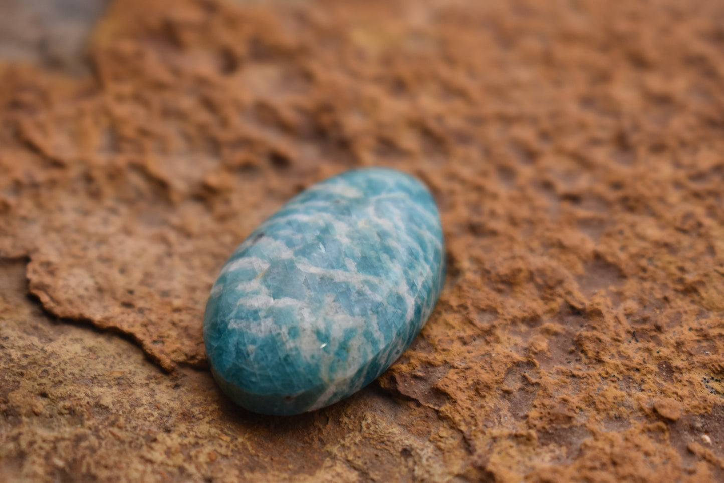Amazonite - Oval 28.5 x 18.1 x 6.2