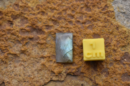 Labradorite Rectangular - 15.1x8.9x3.7