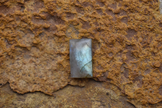 Labradorite Rectangular - 15.1x8.9x3.7
