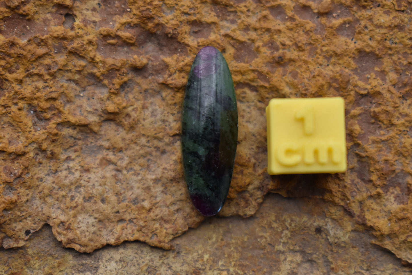 Ruby Zoisite – Oval 24.1x8.2x4.4