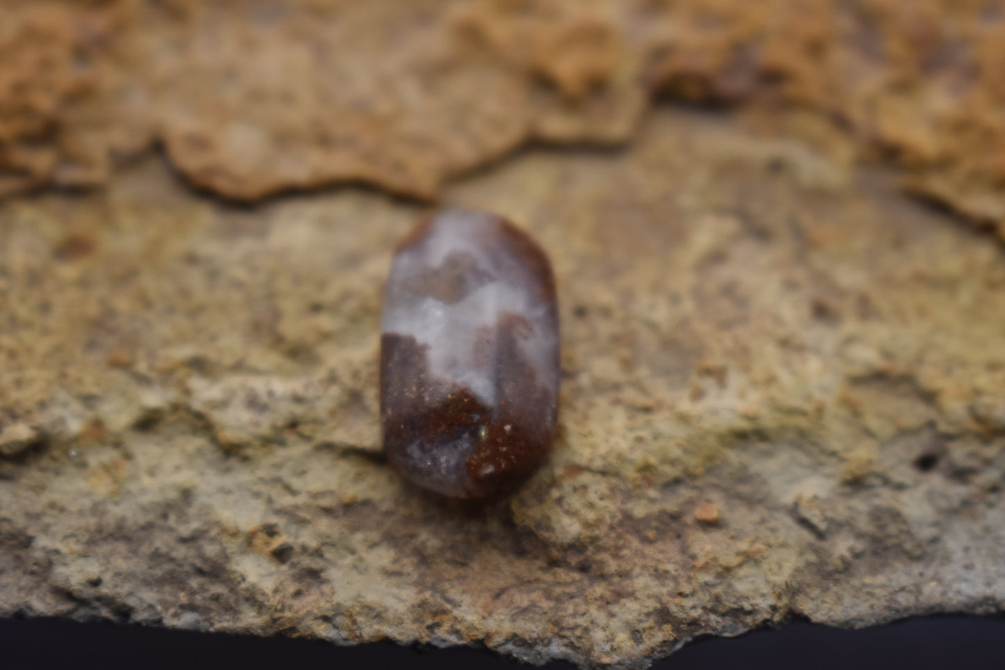 Brown Moss Agate with quartz crystal druzy - Oval 18.5x10.6x4.8