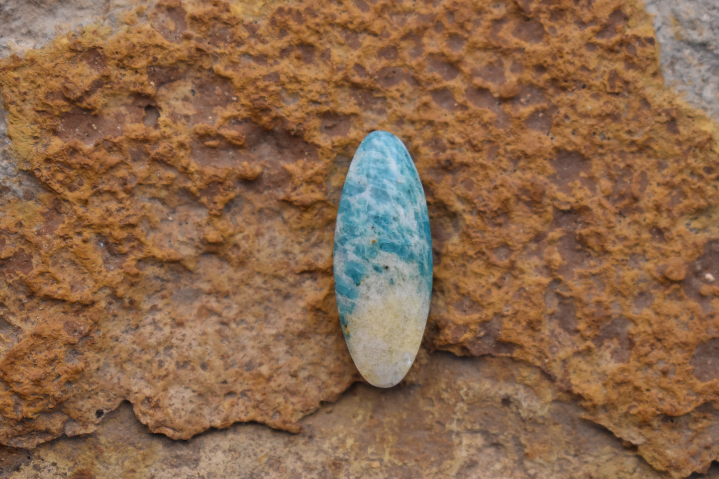 Amazonite – Oval 26x10.1x5.8
